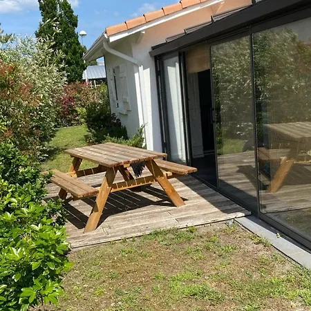Maison Familiale A Biscarrosse, Pres Des Commerces, Avec Terrasse Et Wifi, Pour 6 Personnes - Fr-1-319-618